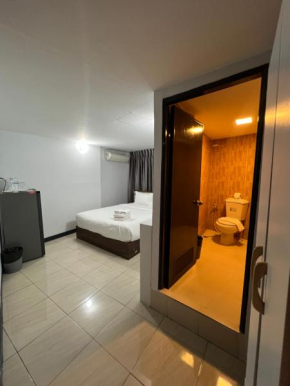 Maland House Hostel - Pattaya soi 14 Saisong Road